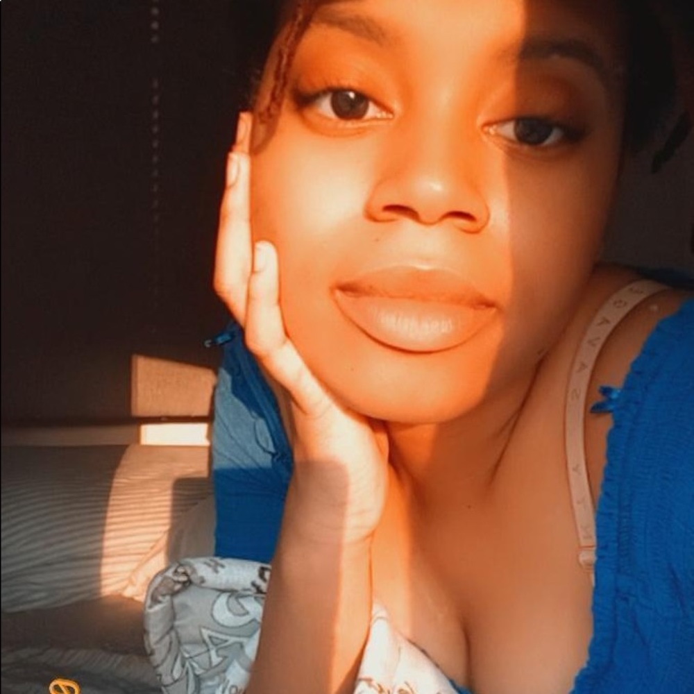 Meet your Posher, Bianca